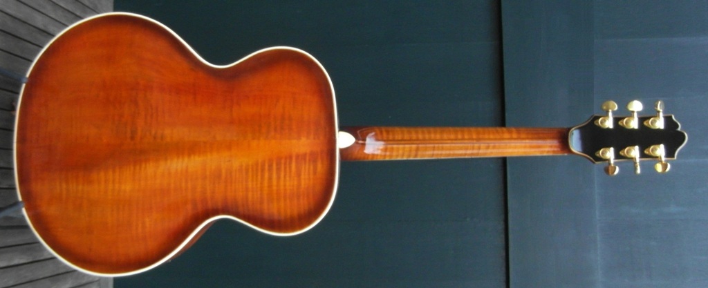 Deluxe 6254 back maple carved01